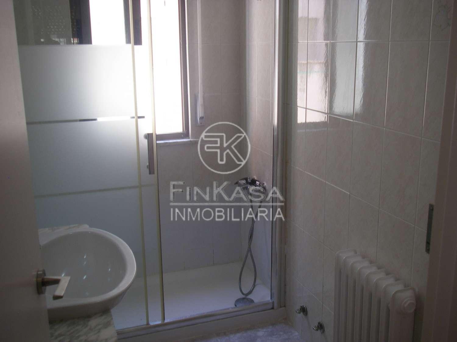 Apartment for sale in Salamanca